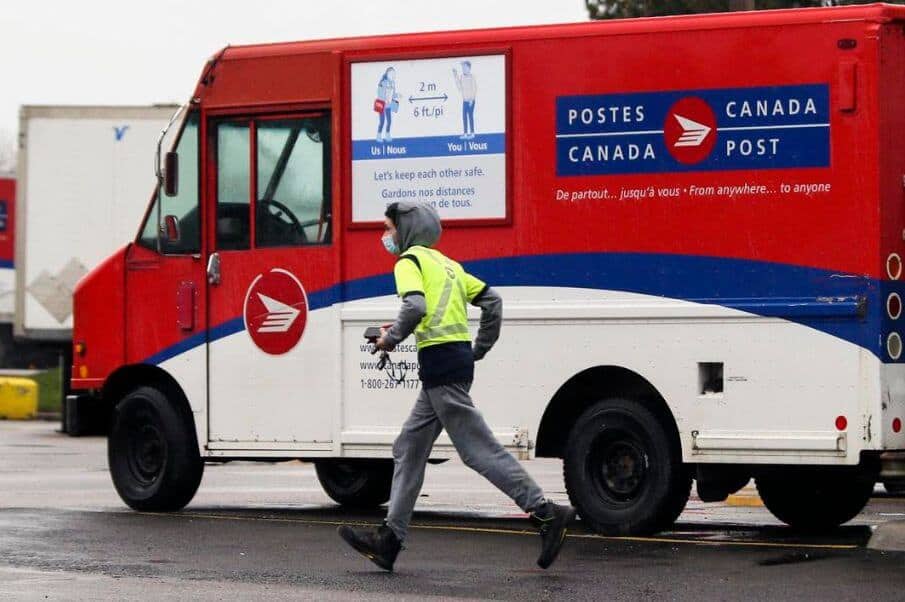 Canada Post Office Hours